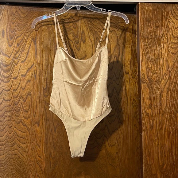 DANIELLE BERNSTEIN Tops - Danielle Bernstein by WeWoreWhat strappy bodysuit,sz.0